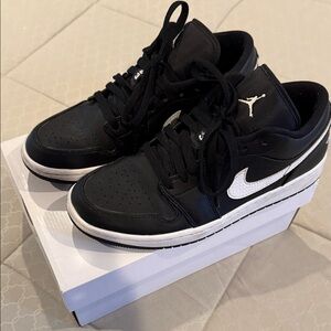 Air Jordan 1 Low women's 10